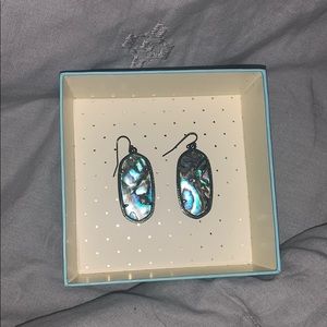 Black marble “Elle” Kendra Scott earrings